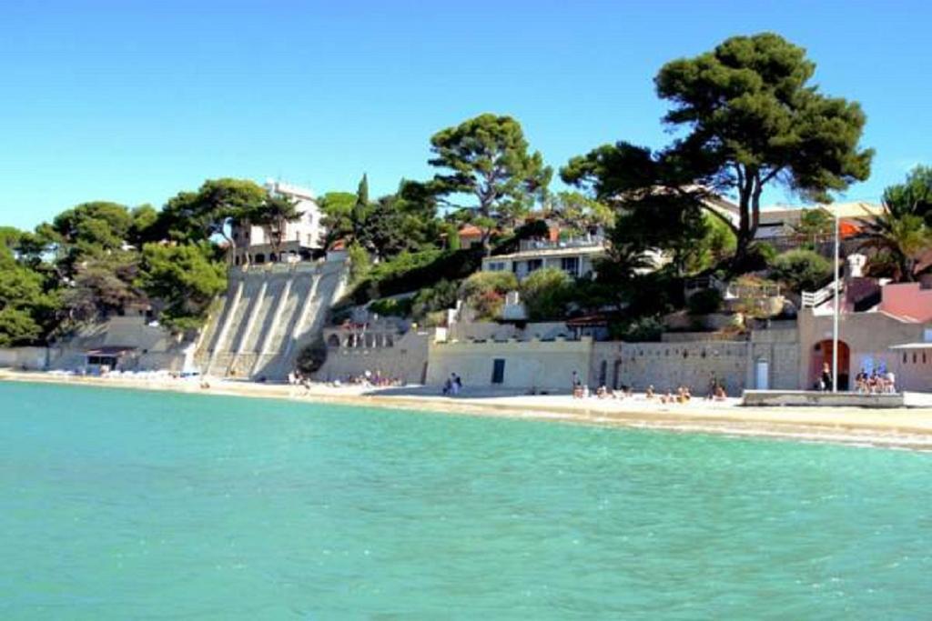 Bandol Brothers Esterno foto